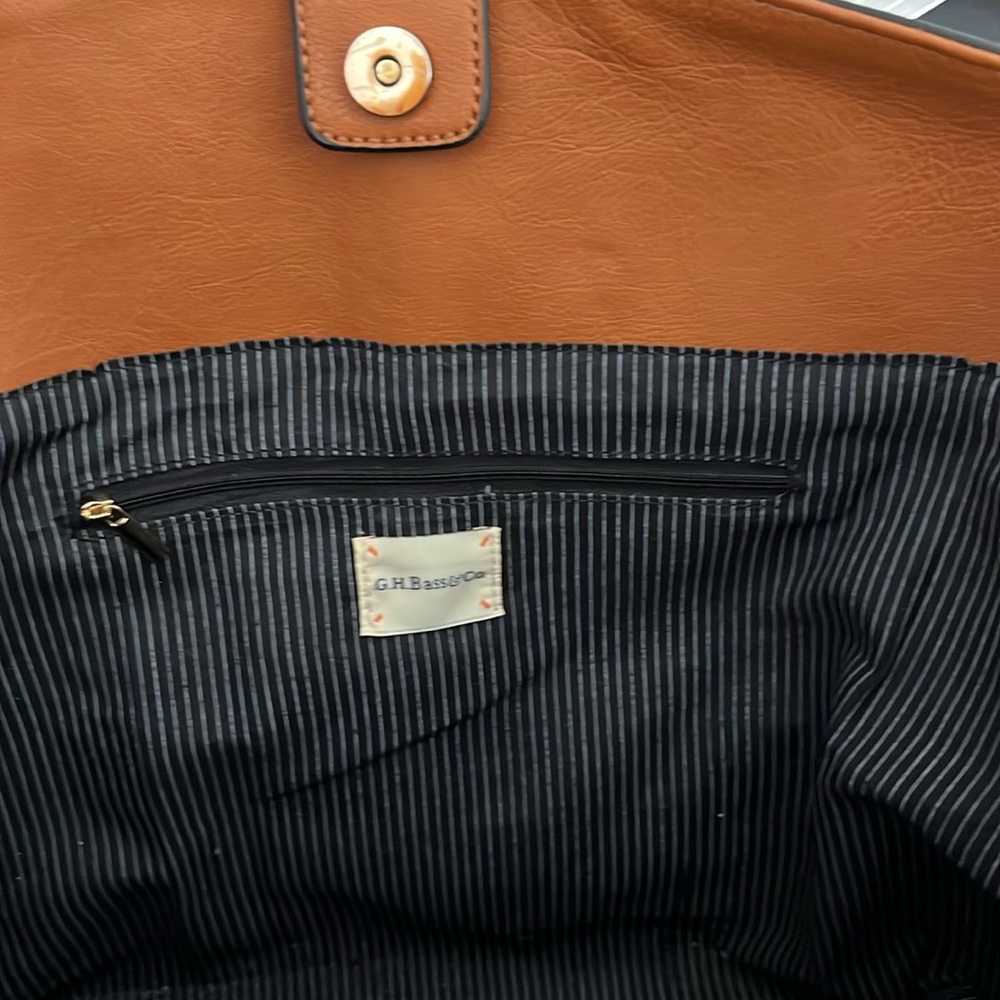 G.H.Bass & Co. Vegan Leather Tote, EUC - Picture 6 of 14